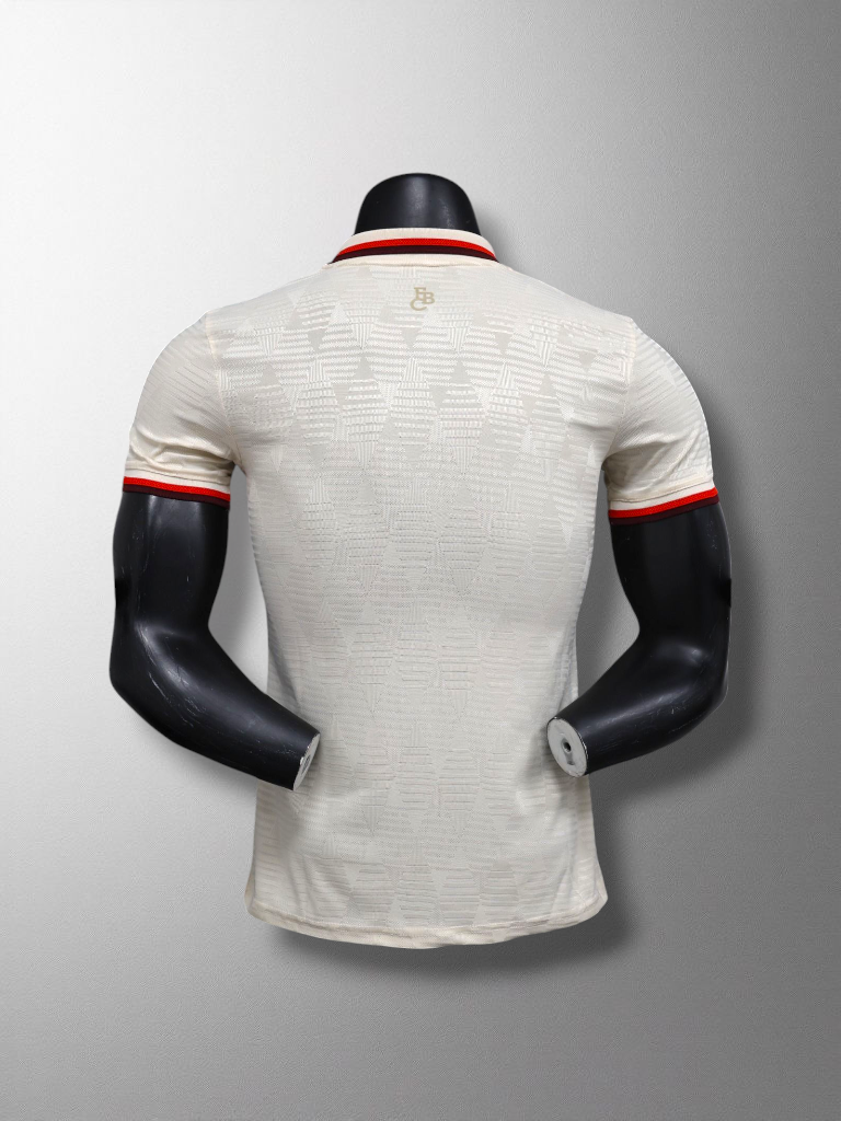 FC Bayern München - Hjemmetrøye 24/25