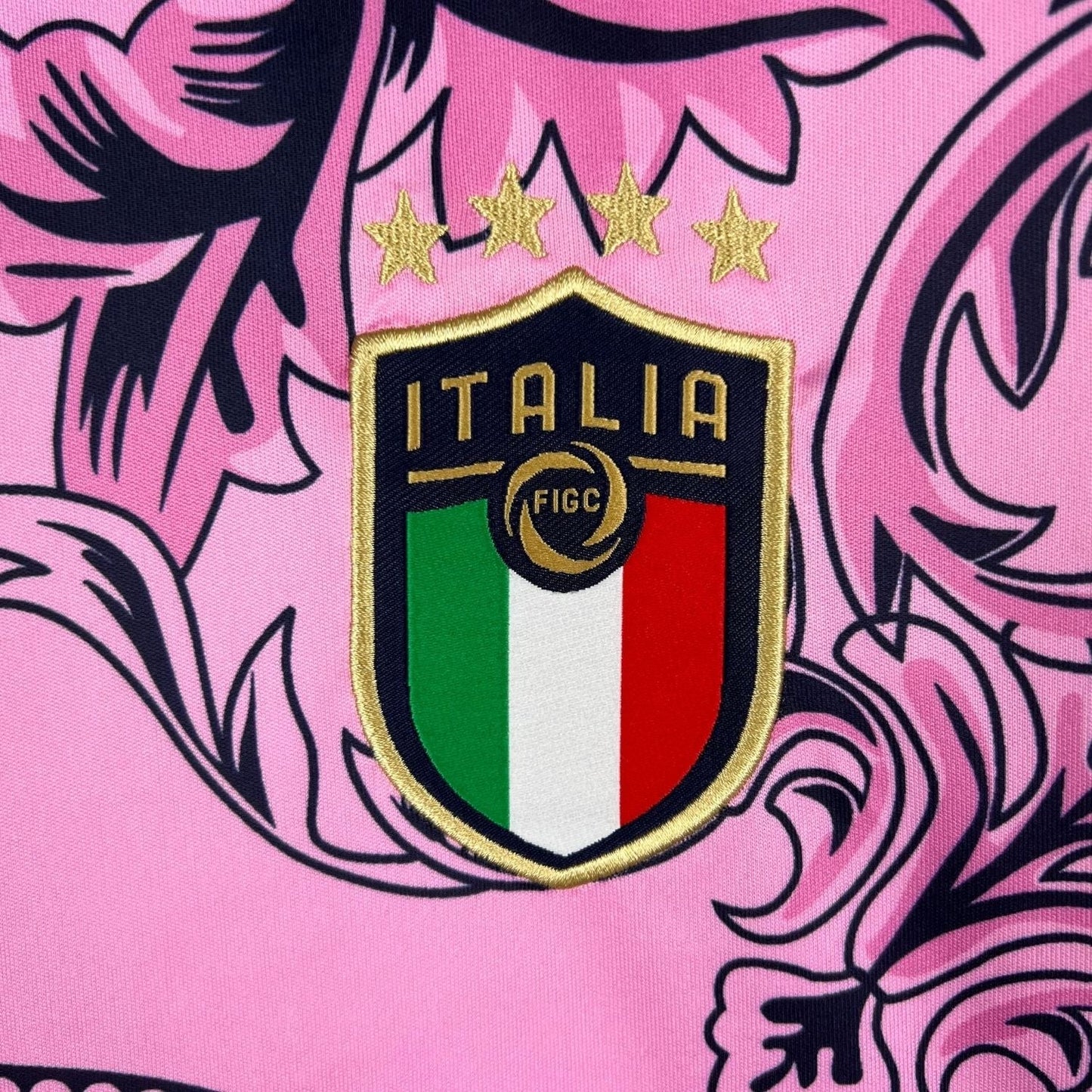 Italia - Limited Concept Versace Pink