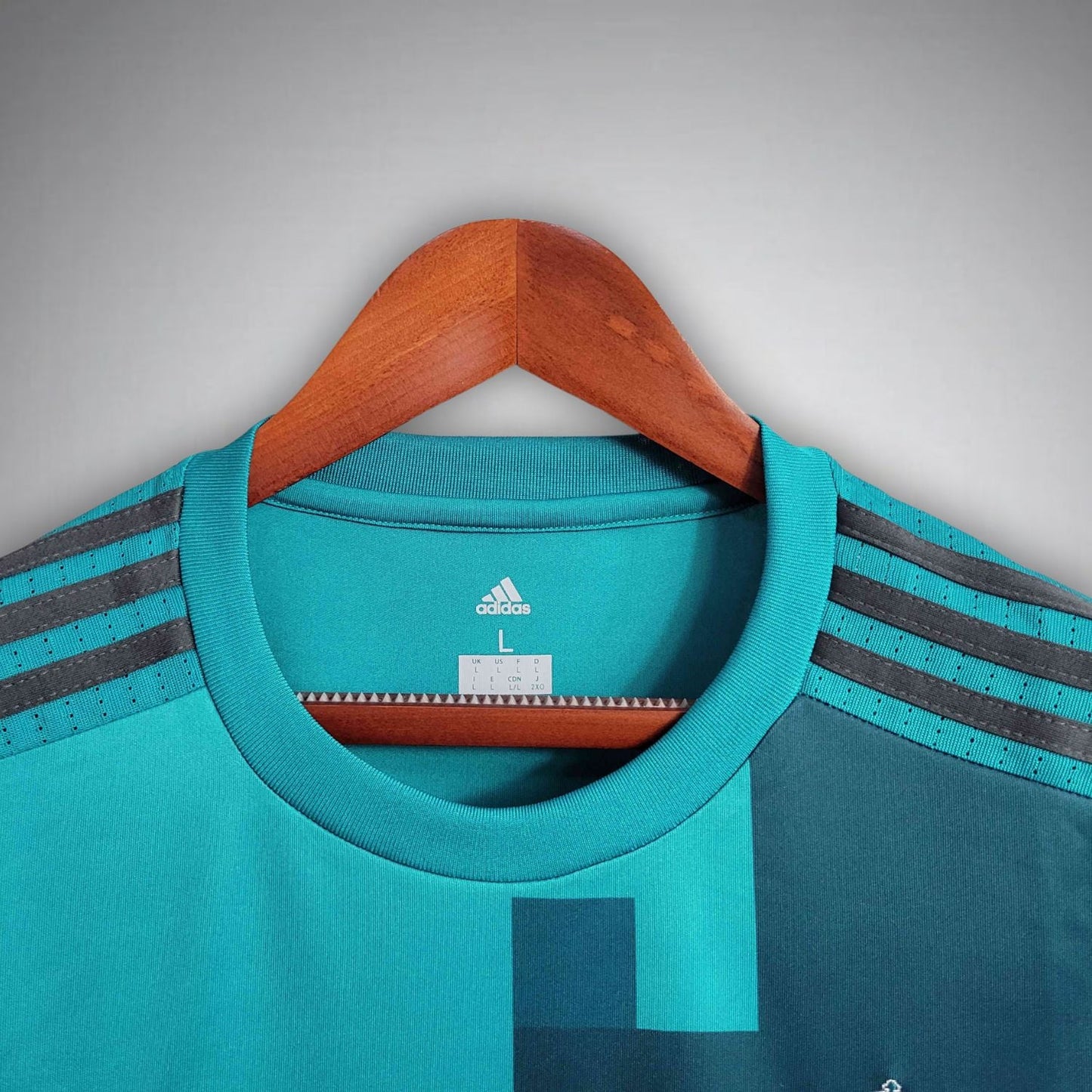 Real Madrid CF - Retro Bortetrøye 2017/2018 Longsleeve