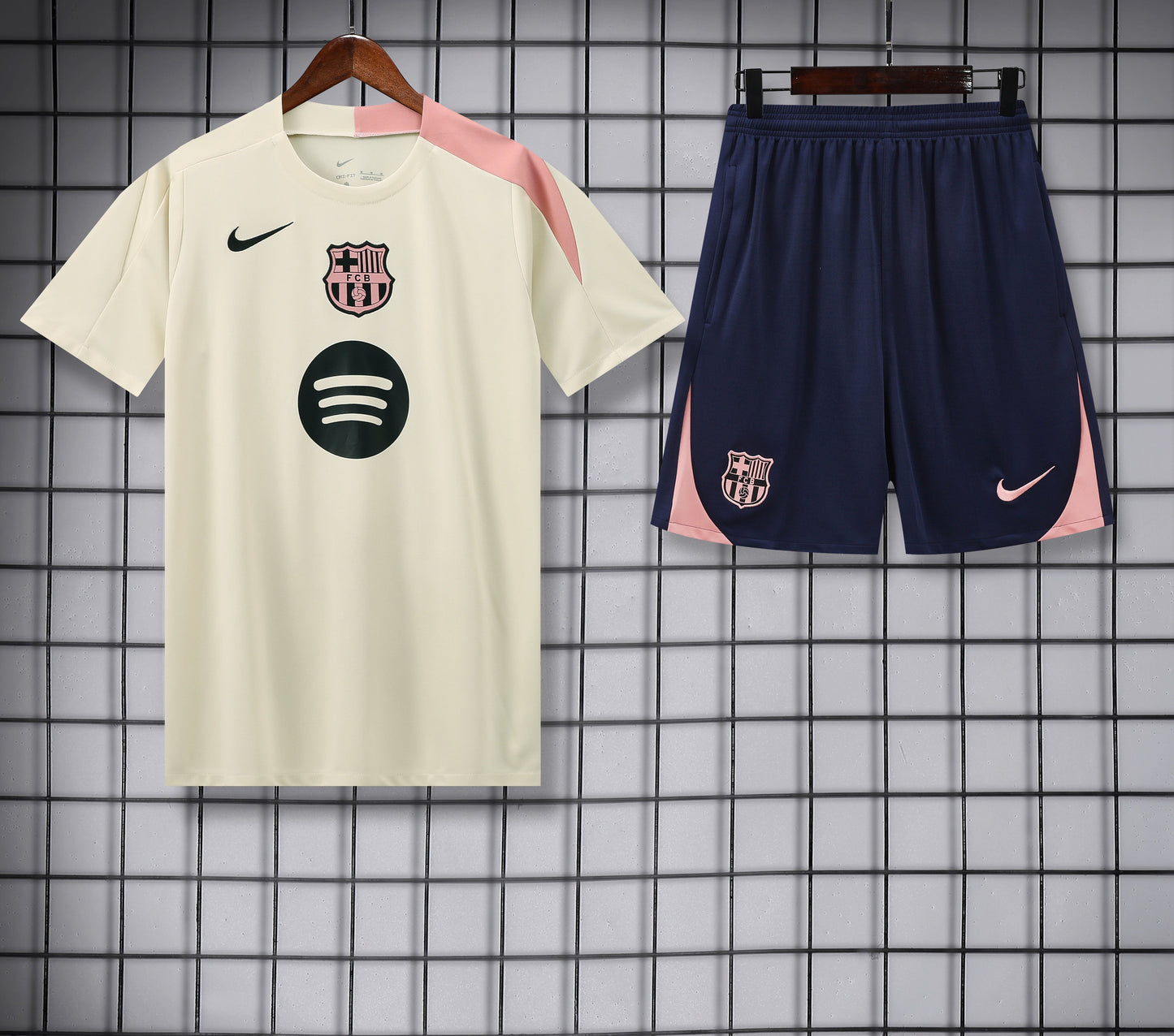 FC Barcelona - Treningssett Light Orange