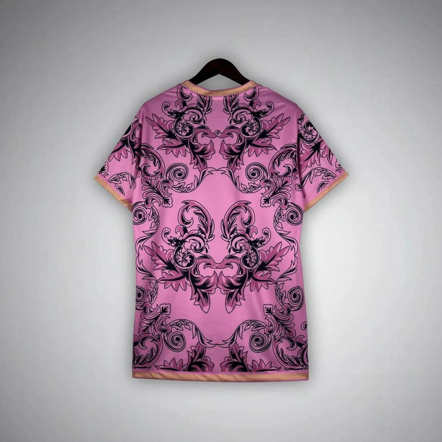 Italia - Limited Concept Versace Pink